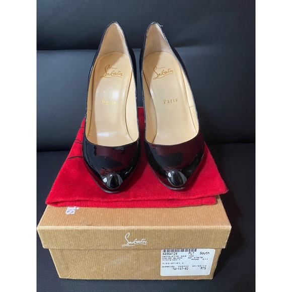 Christian Louboutin Decolette Patent Pumps - Picture 2 of 8